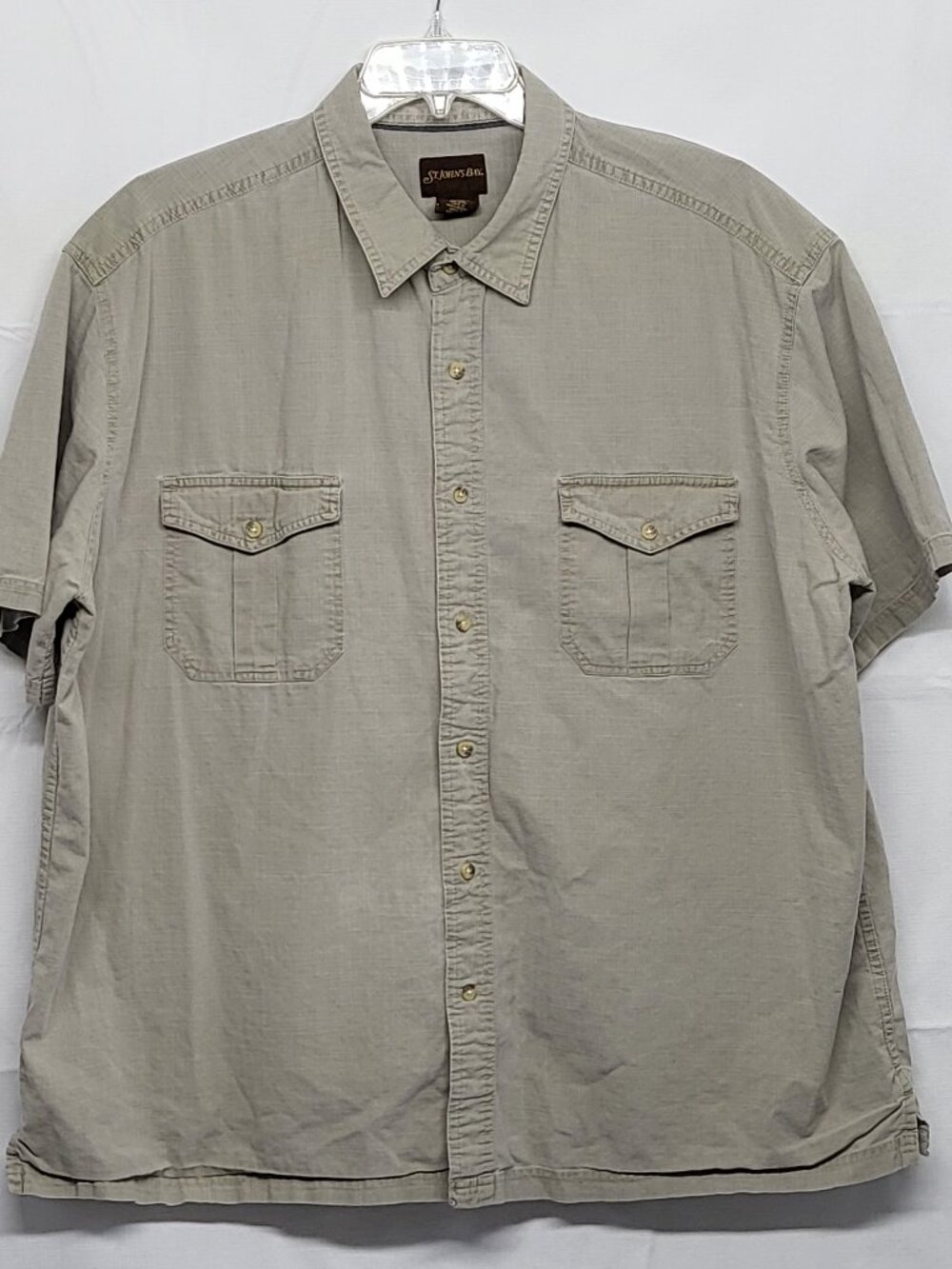 St Johns Bay Mens Shirt Button Up XL Short Sleeve Dual Pockets Cotton Canvas